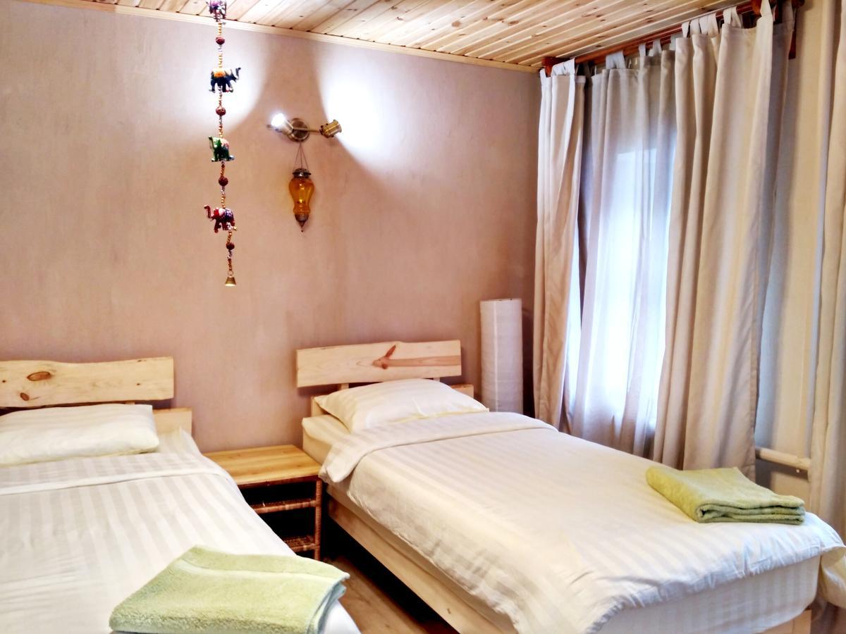 Evergreen Guesthouse كاراكول المظهر الخارجي الصورة