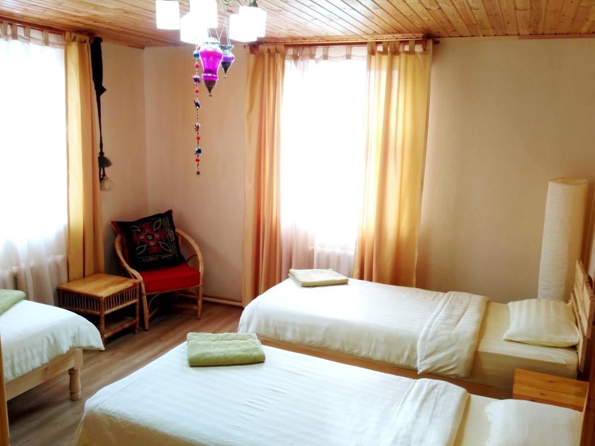 Evergreen Guesthouse كاراكول المظهر الخارجي الصورة
